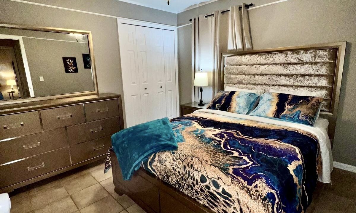 Photo of Bedroom in Thousand Oaks