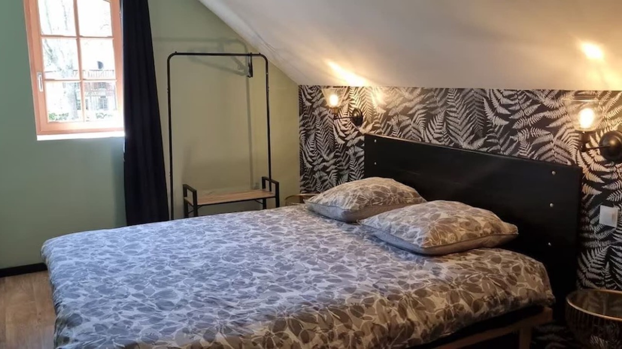 Photo of Bedroom in Brestot