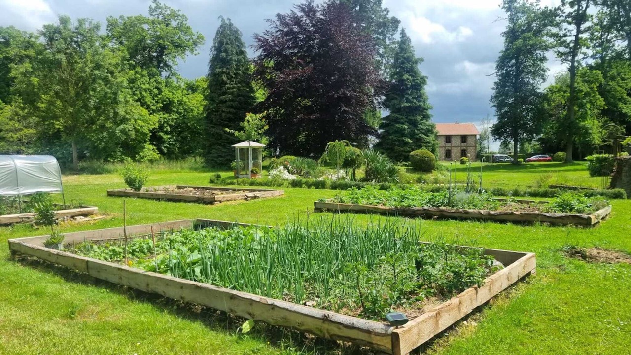 Photo of Outdoor in Brestot