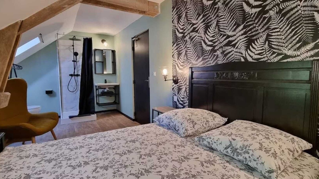 Photo of Bedroom in Brestot