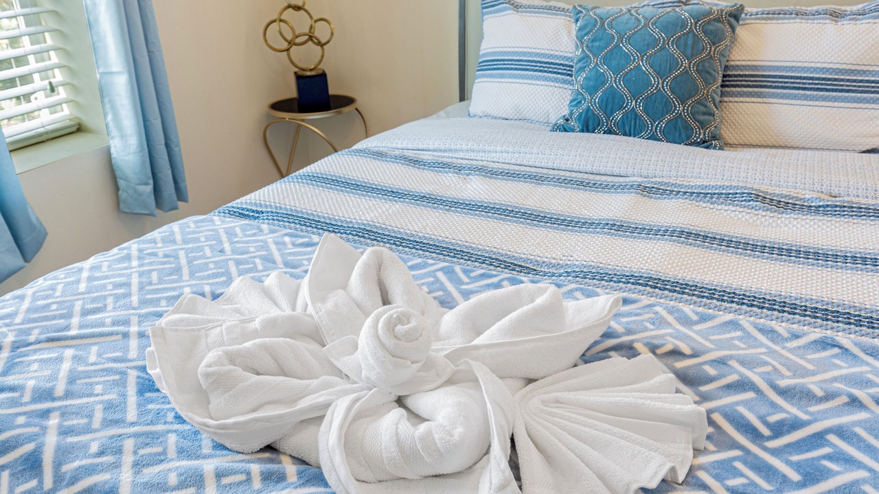 Photo of Bedroom in Paine Field-Lake Stickney