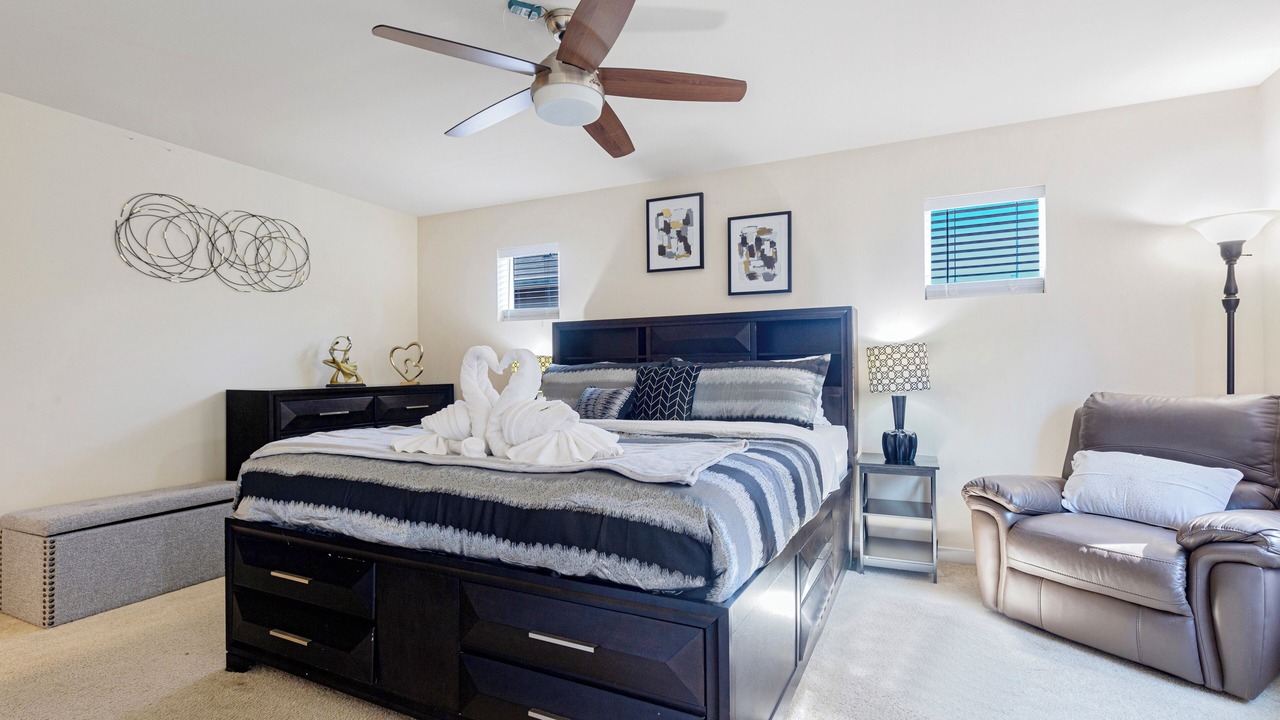 Photo of Bedroom in Paine Field-Lake Stickney