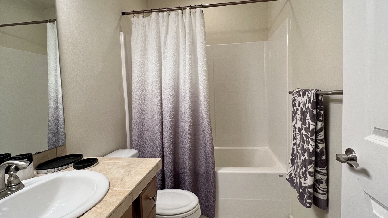 Photo of Bathroom in Paine Field-Lake Stickney