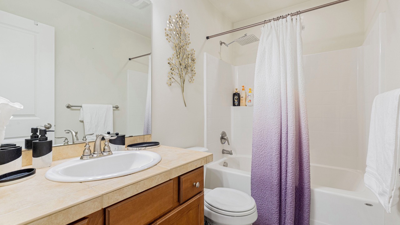 Photo of Bathroom in Paine Field-Lake Stickney