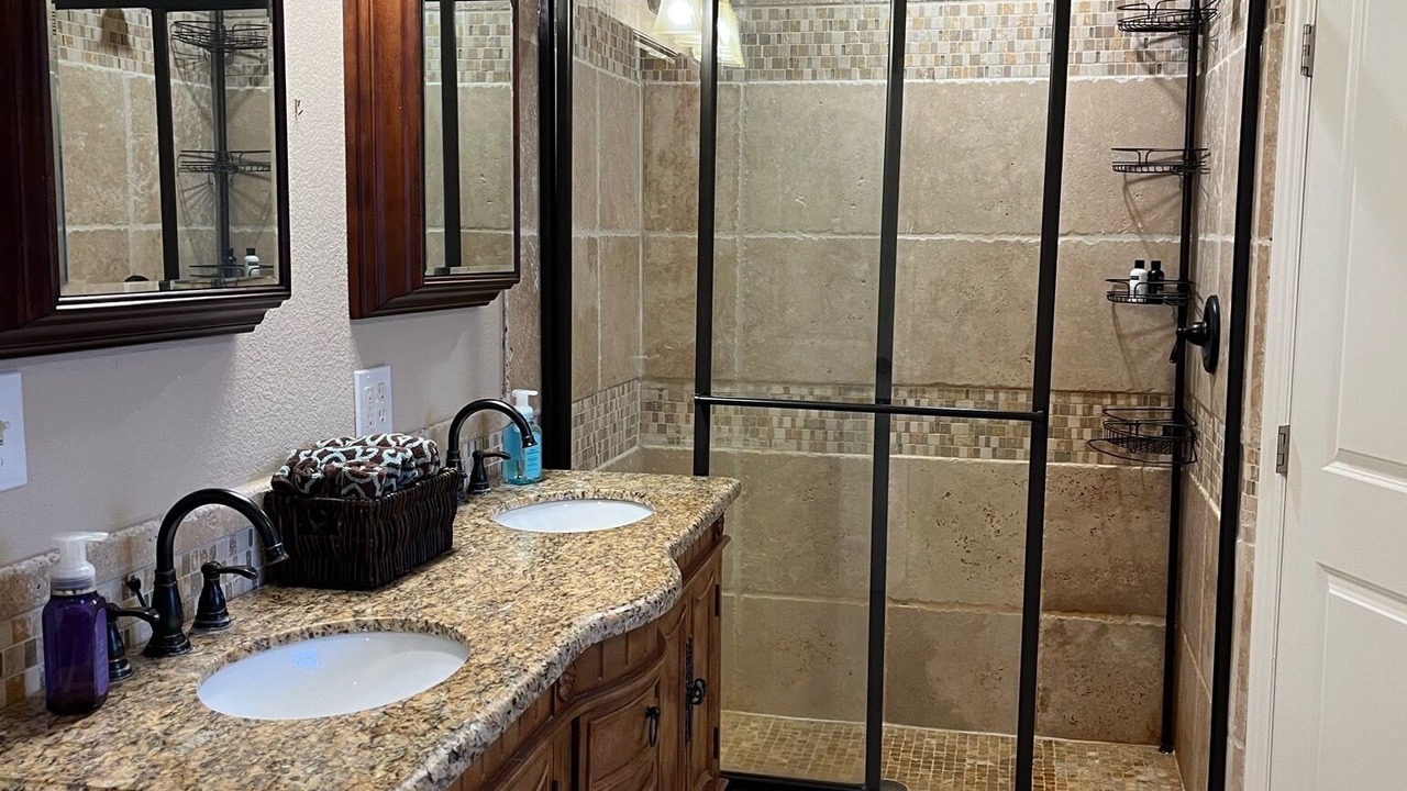 Photo of Bathroom in Little Elm