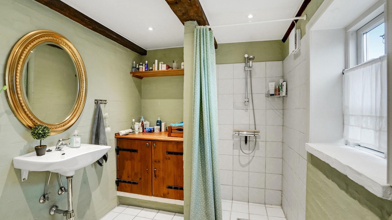 Photo of Bathroom in Erslev