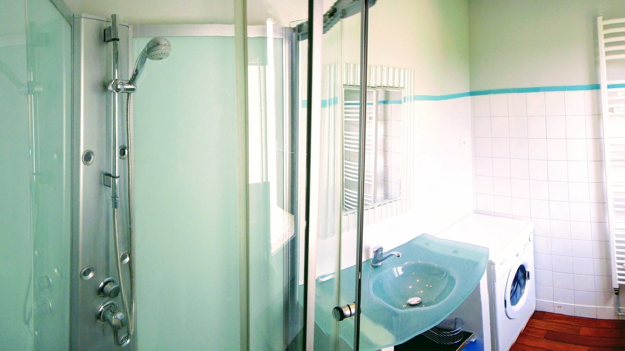 Photo of Bathroom in Castelnau-le-Lez