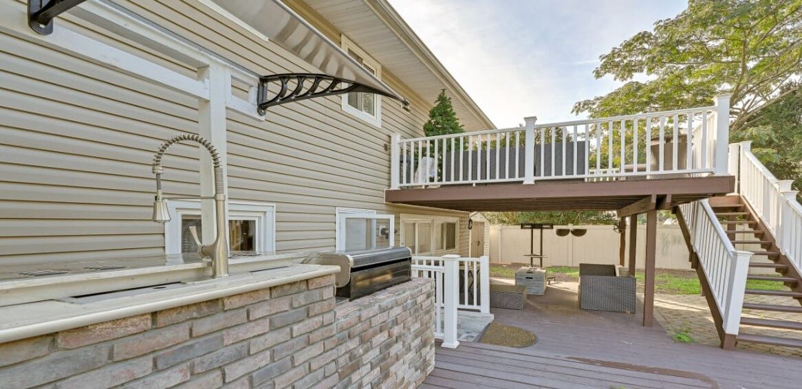 Photo of Patio Balcony in North Great River