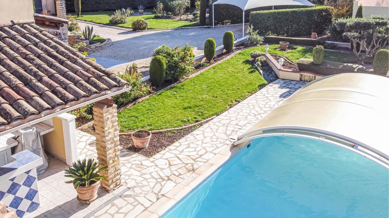 Photo of Outdoor in Espeluche