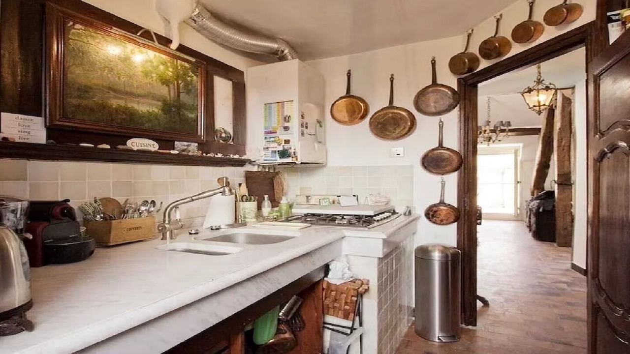 Photo of Kitchen in Les Iles