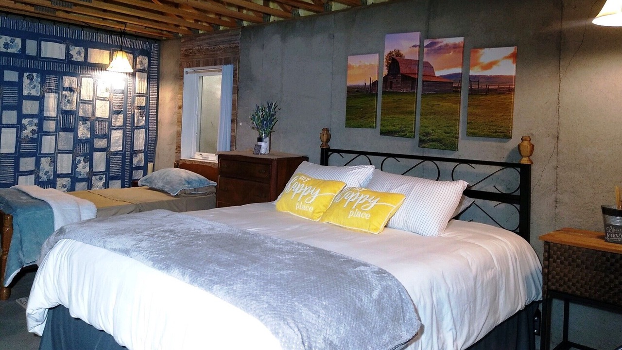 Photo of Bedroom in Winfield