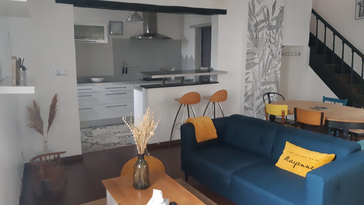 Photo of Livingroom in Laval
