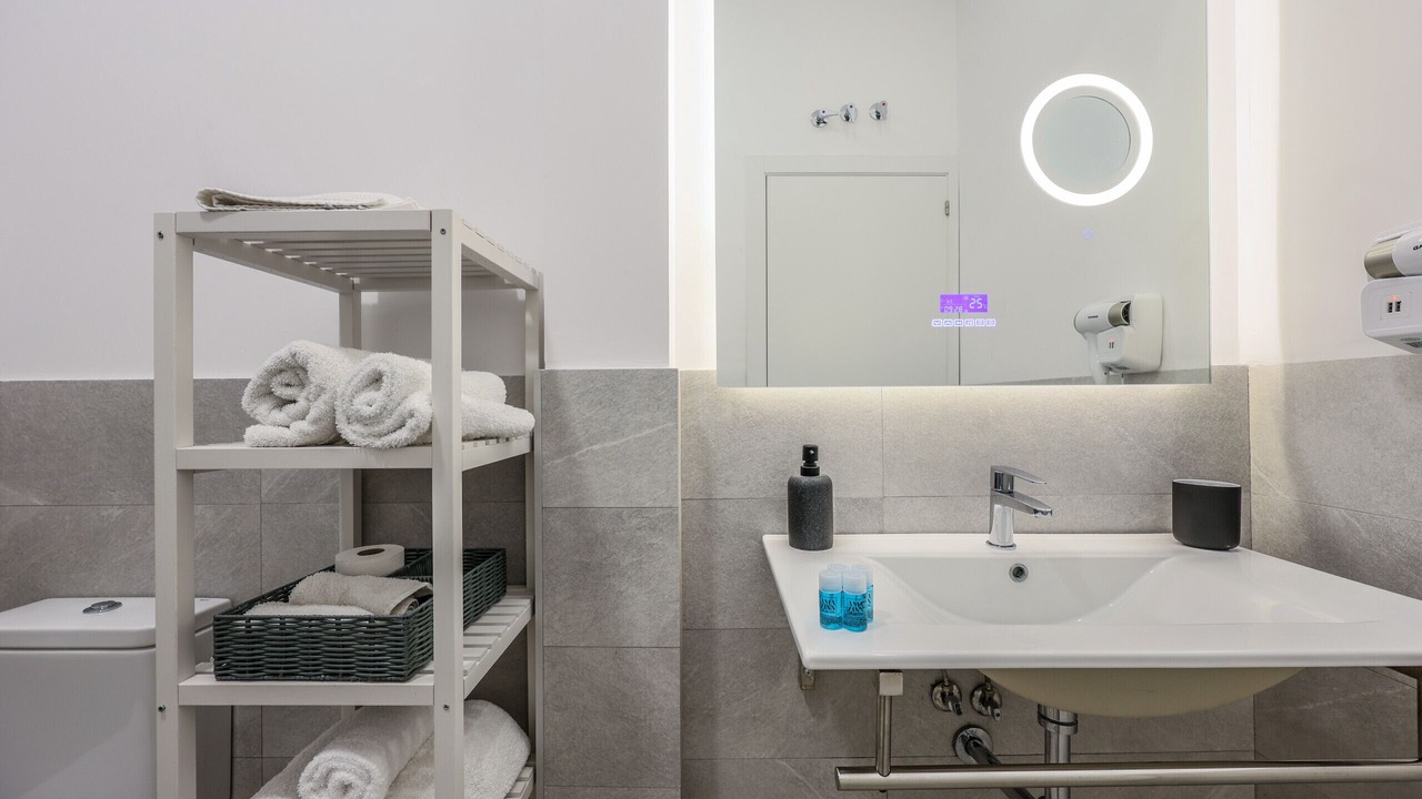 Photo of Bathroom in La Roqueta