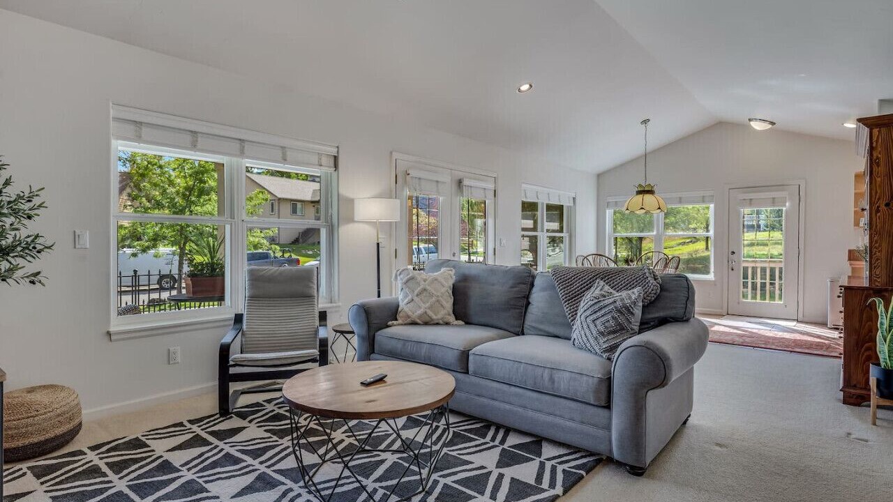 Photo of Livingroom in Glenwood Springs