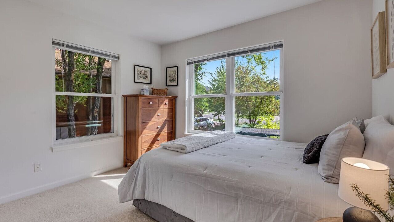 Photo of Bedroom in Glenwood Springs