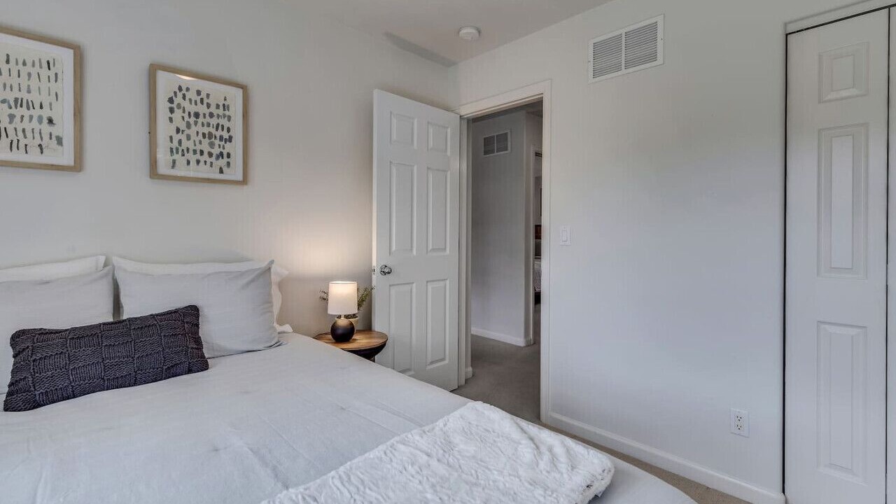 Photo of Bedroom in Glenwood Springs