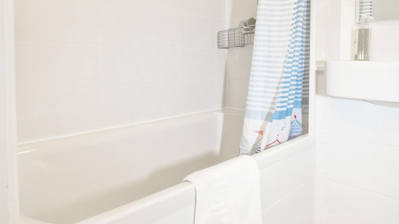 Photo of Bathroom in Aberdovey