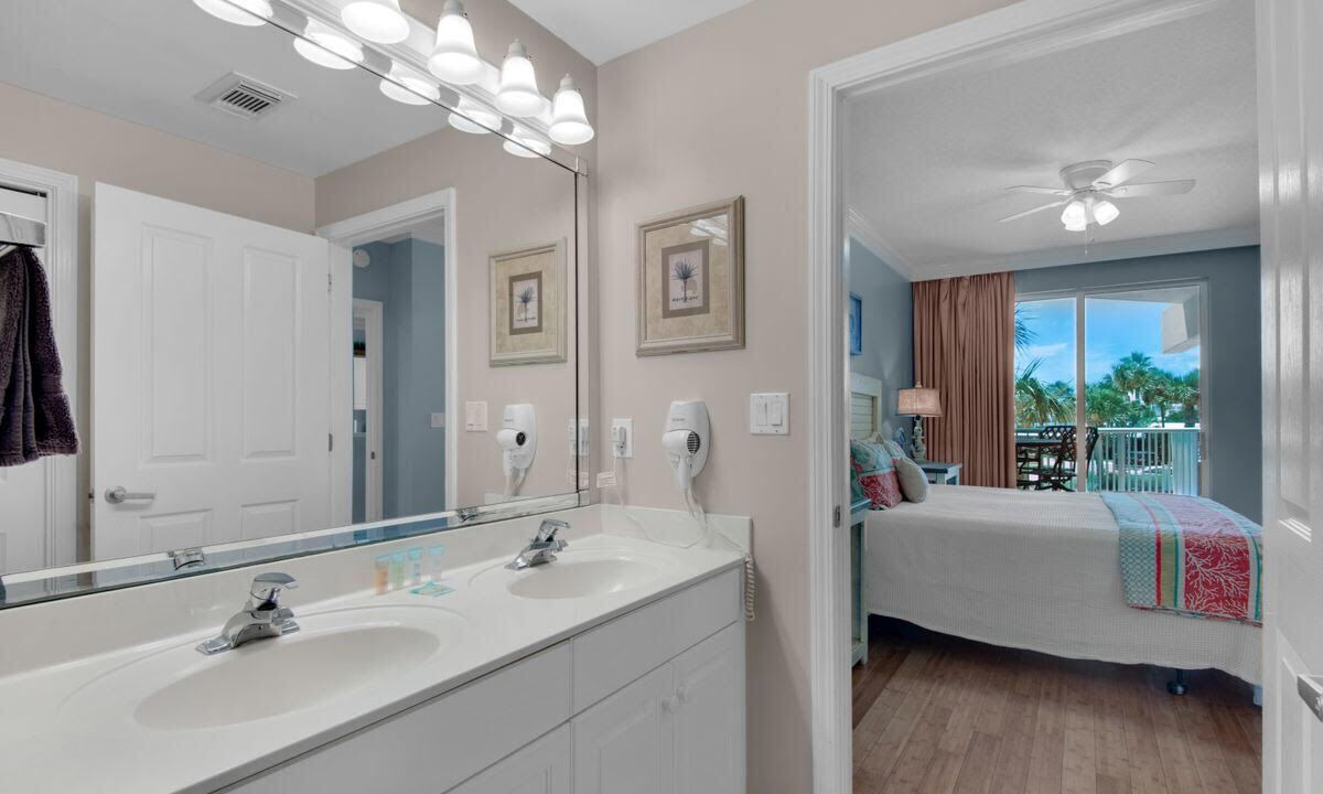 Photo of Bathroom in Fort Walton Beach