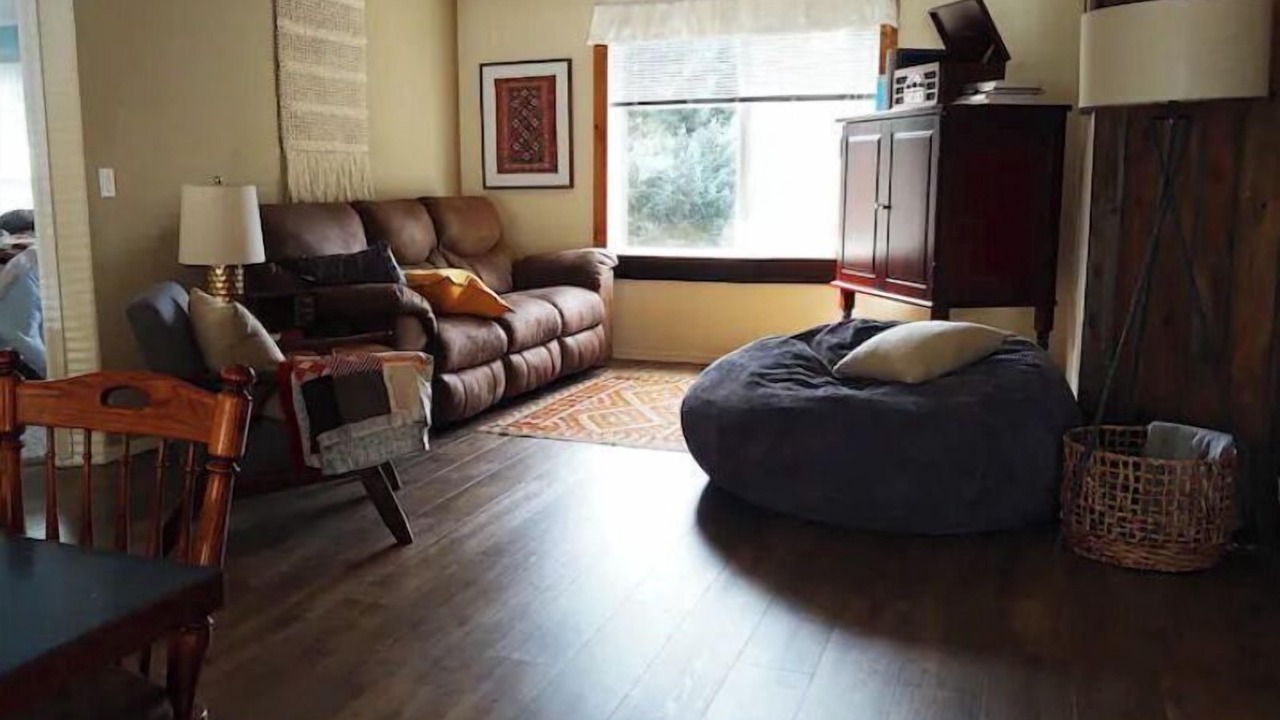 Photo of Livingroom in Willow Creek