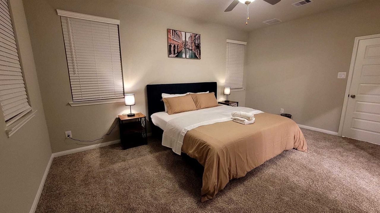 Photo of Bedroom in Addicks