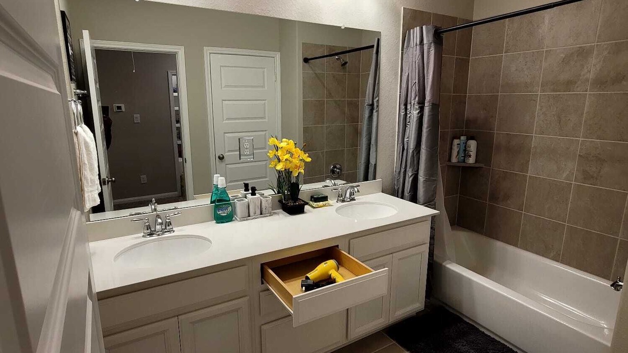 Photo of Bathroom in Addicks