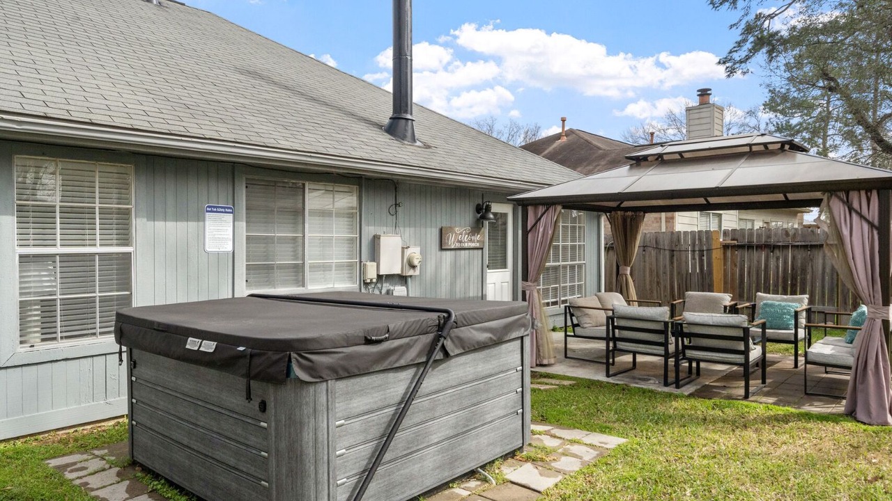Photo of Patio Balcony in Humble