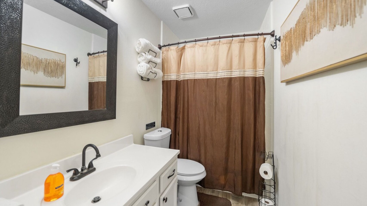 Photo of Bathroom in Humble