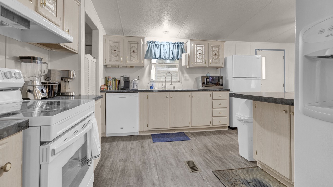Photo of Kitchen in Enchanted Oaks