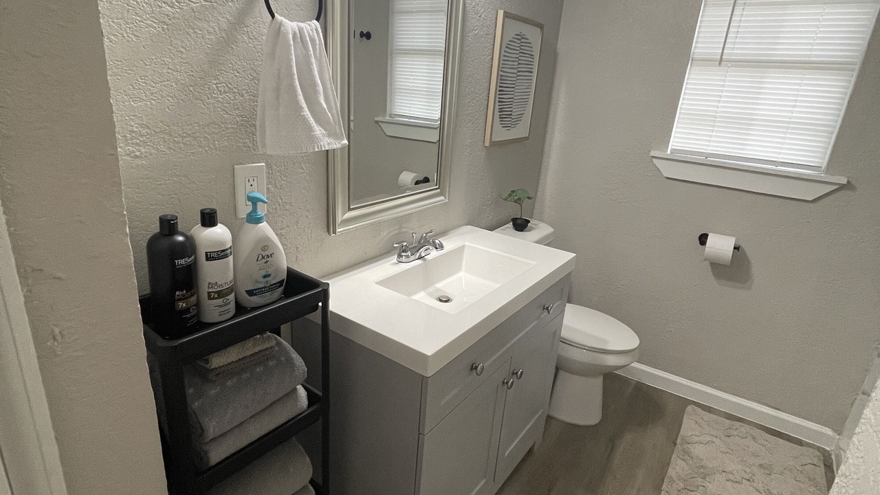 Photo of Bathroom in Shearer Hills - Ridgeview