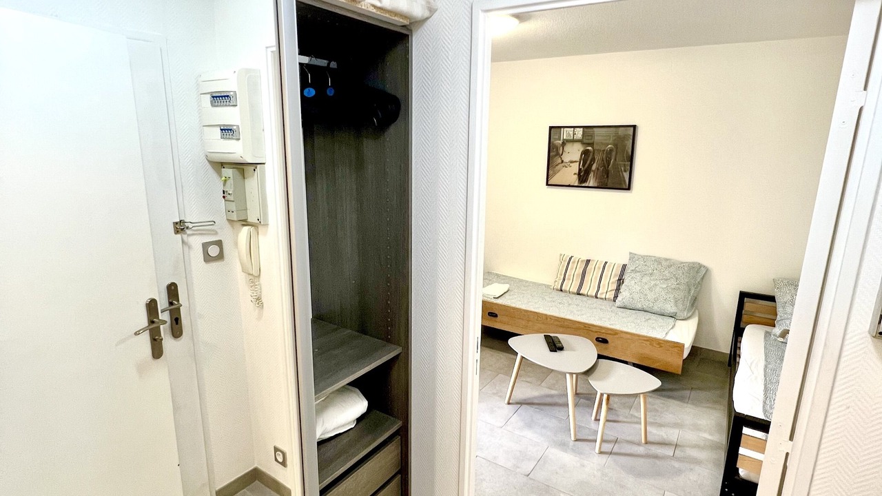 Photo of Others in Minimes - Barriere de Paris