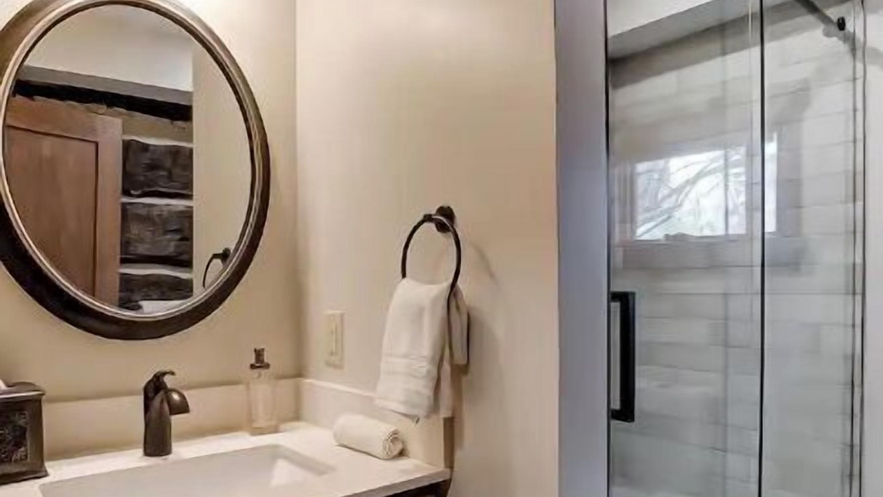 Photo of Bathroom in Clintonville