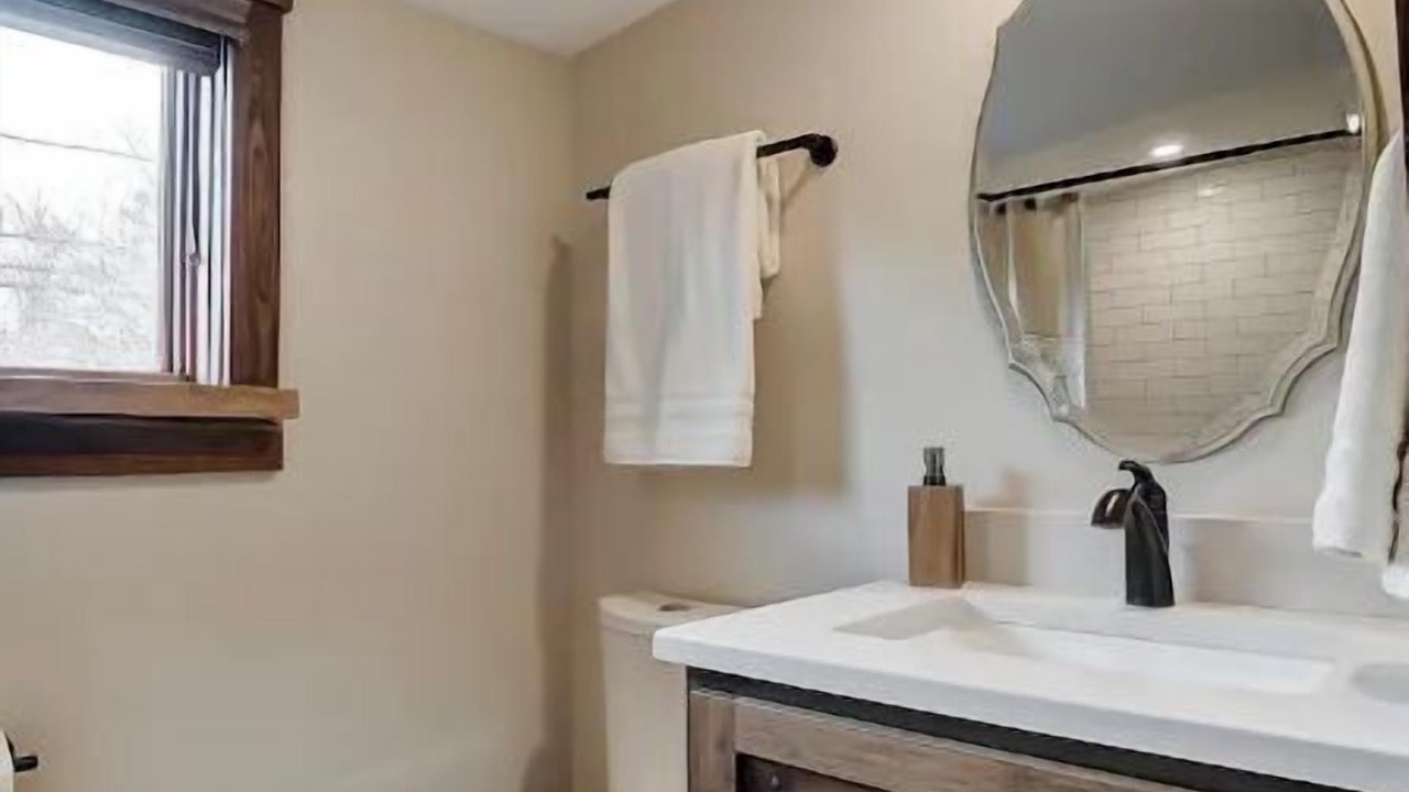 Photo of Bathroom in Clintonville