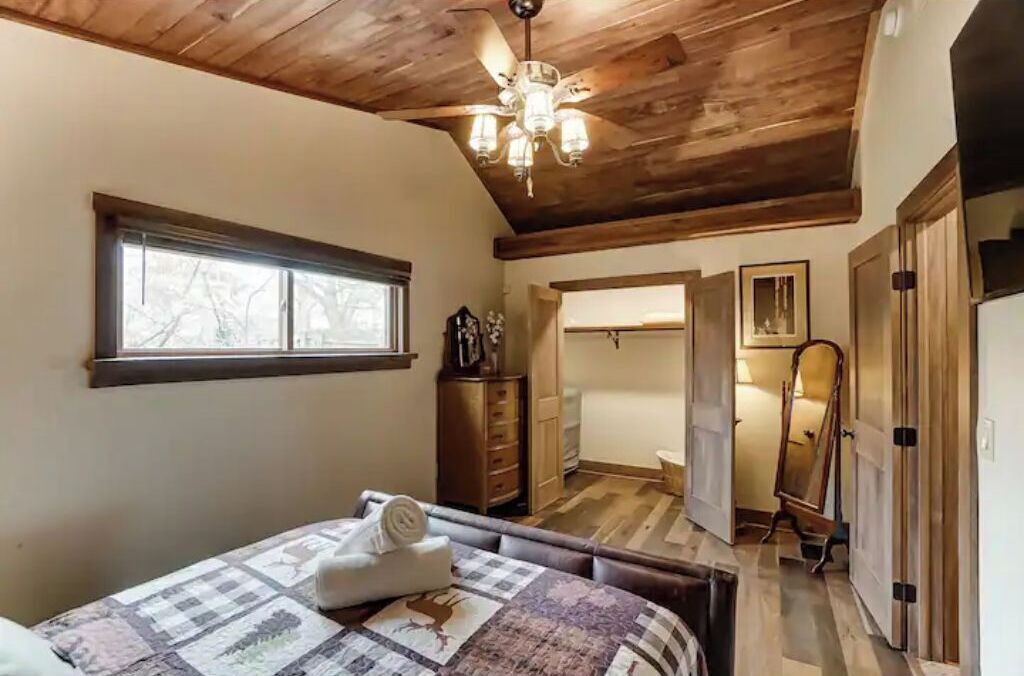 Photo of Bedroom in Clintonville