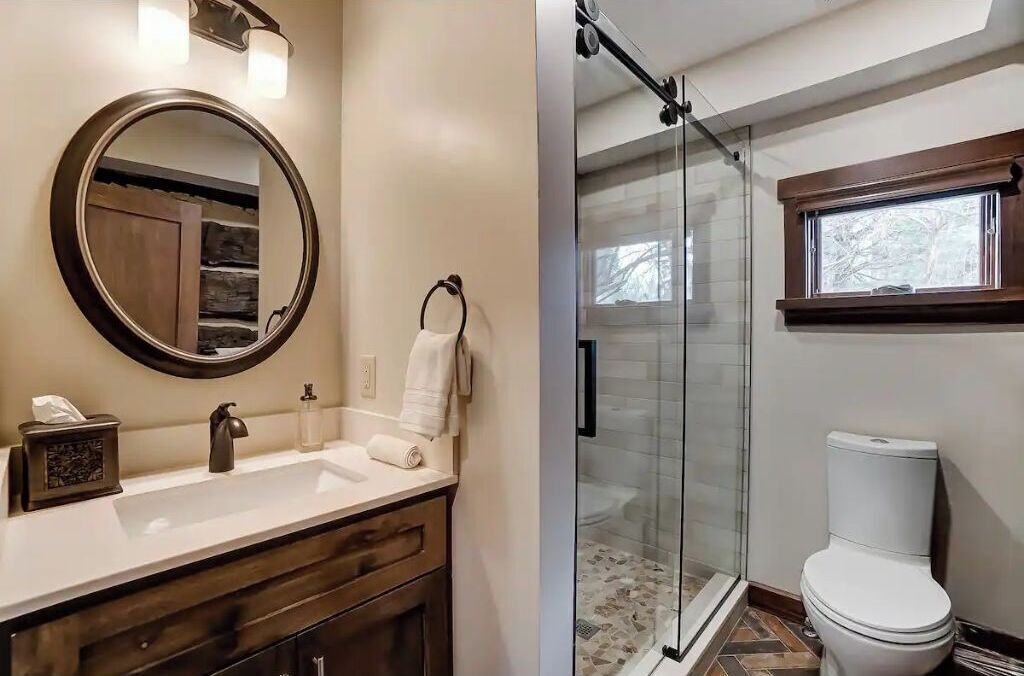 Photo of Bathroom in Clintonville