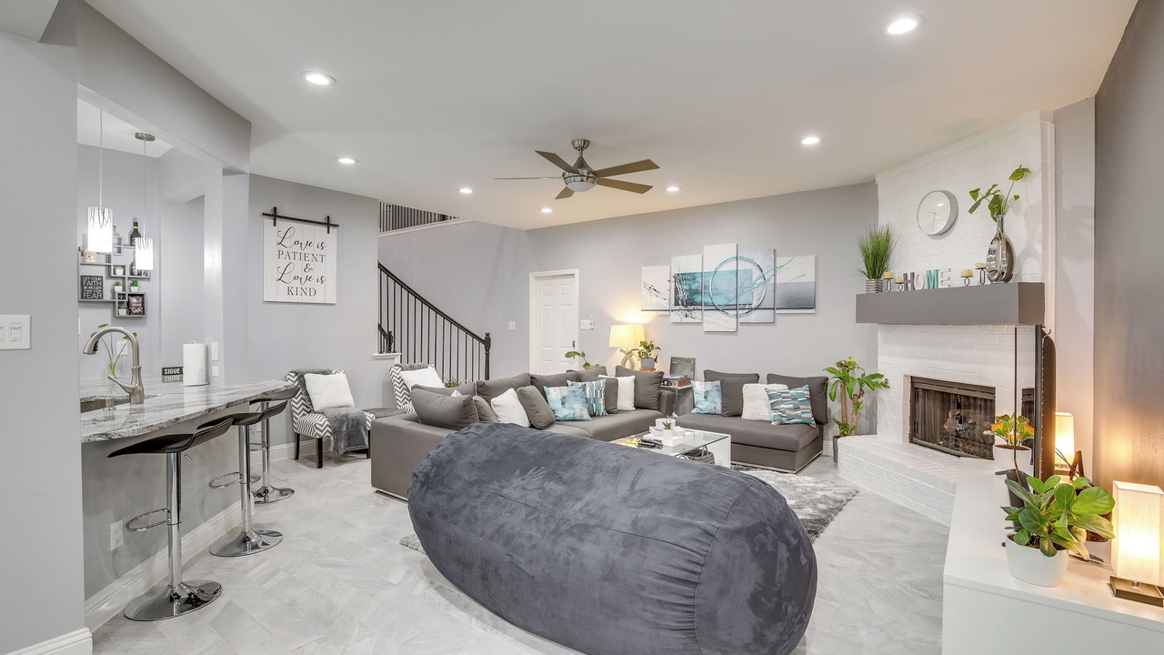 Photo of Livingroom in Mesquite