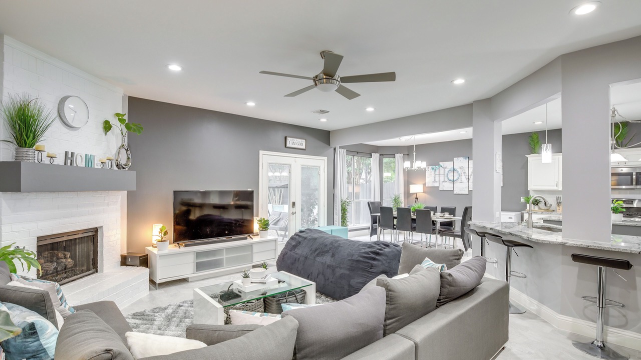 Photo of Livingroom in Mesquite
