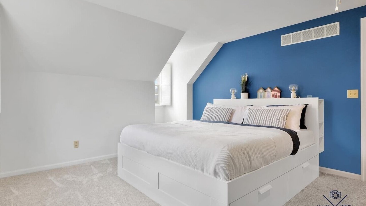 Photo of Bedroom in Champaign