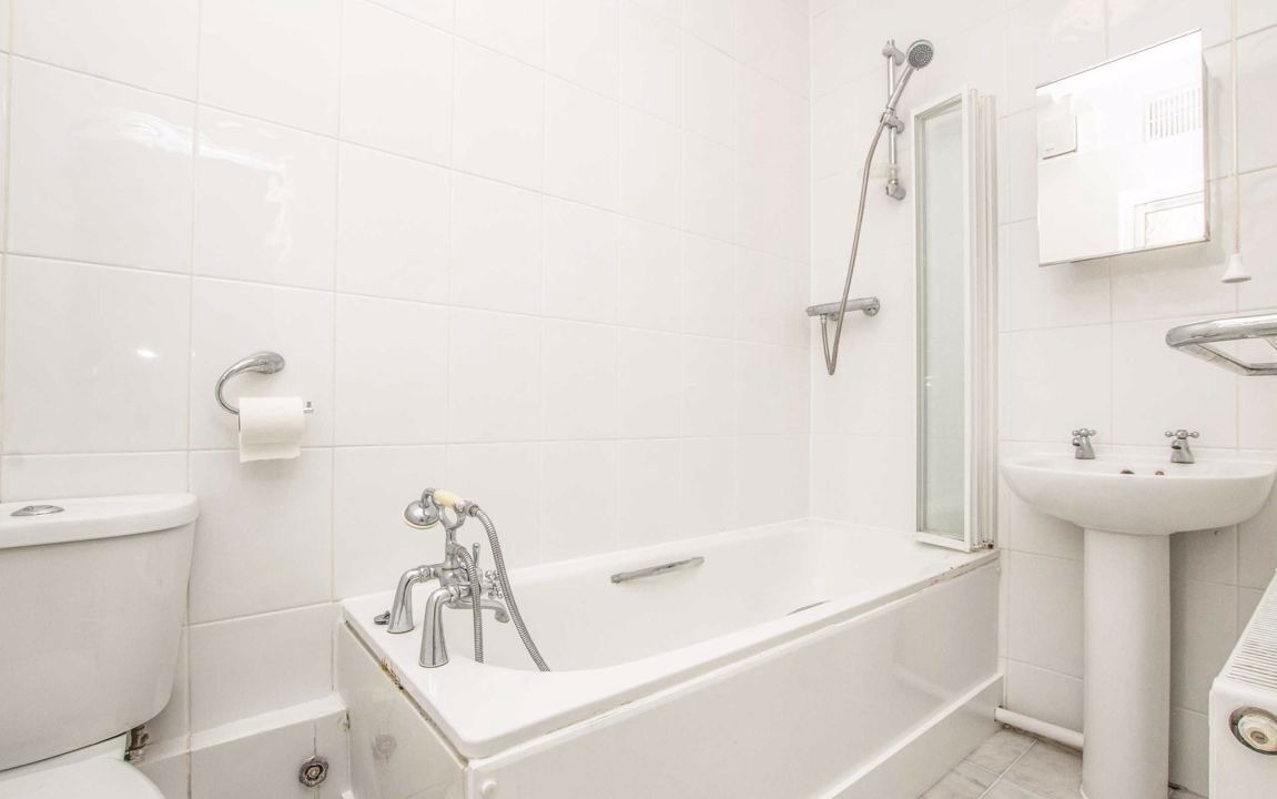 Photo of Bathroom in Shaftesbury