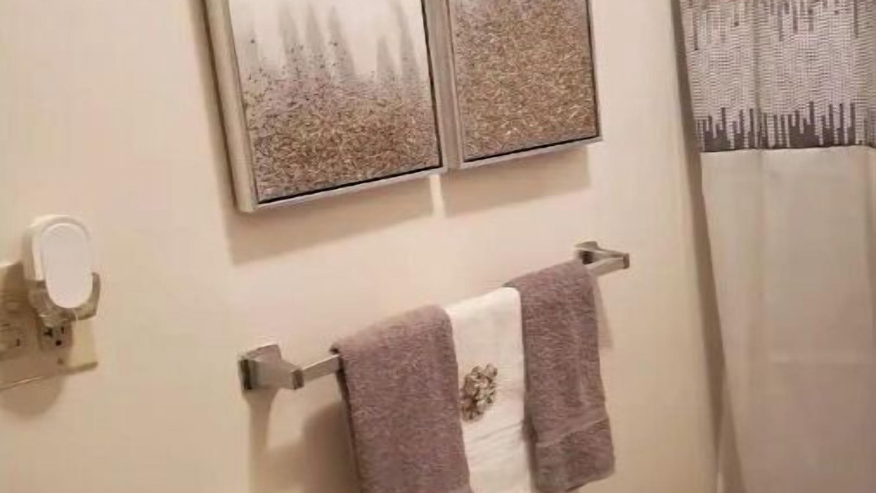 Photo of Bathroom in North Chicago