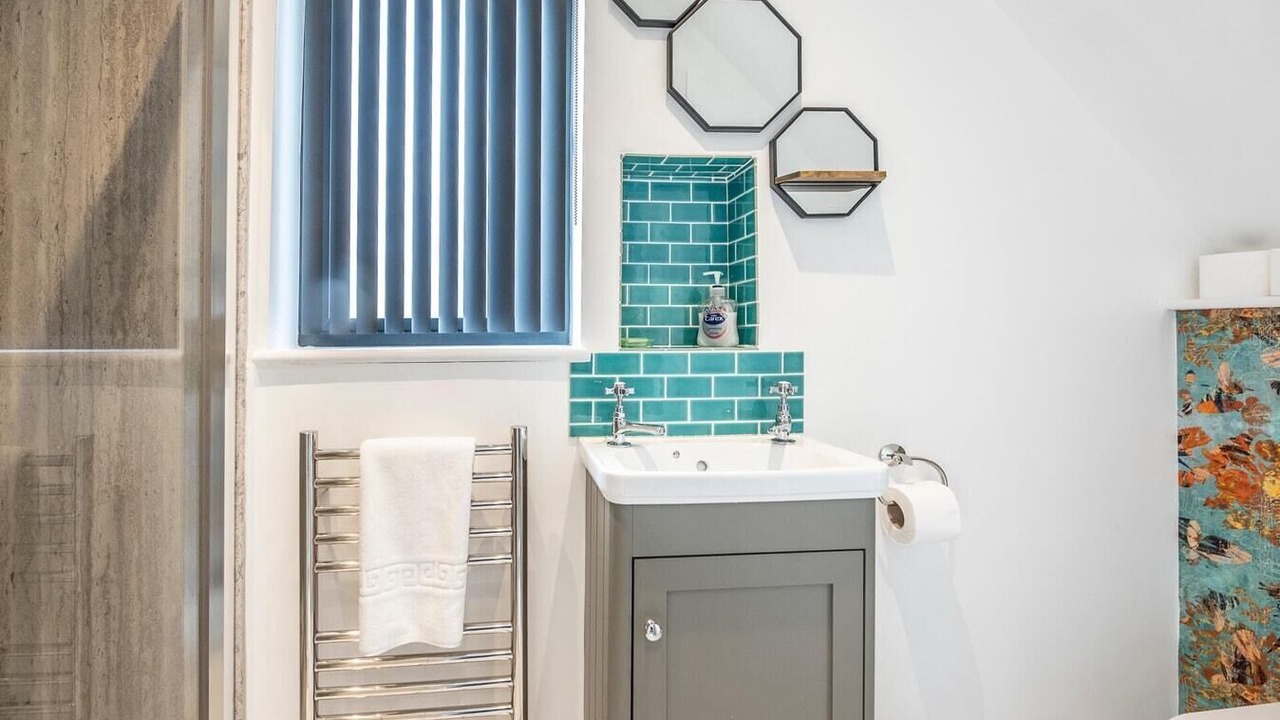 Photo of Bathroom in Saxmundham