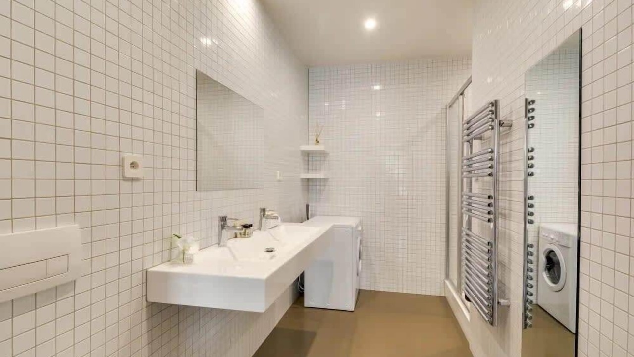 Photo of Bathroom in Quartier Sainte-Avoye