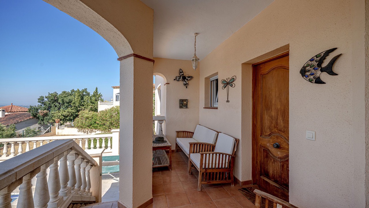 Photo of Outdoor in El Mas Isaac