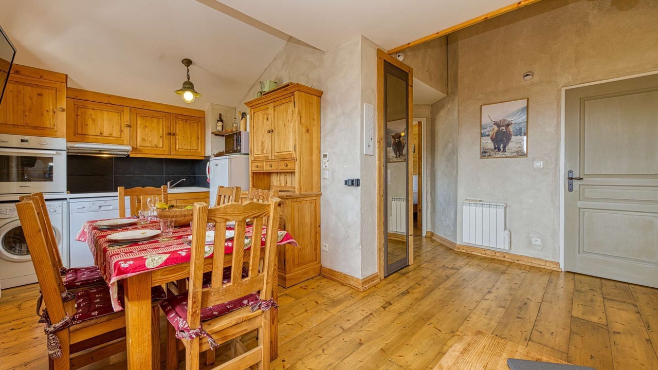 Photo of Others in Cognet