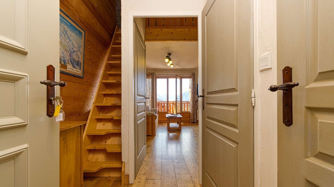 Photo of Others in Cognet