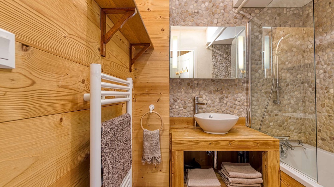 Photo of Bathroom in Cognet