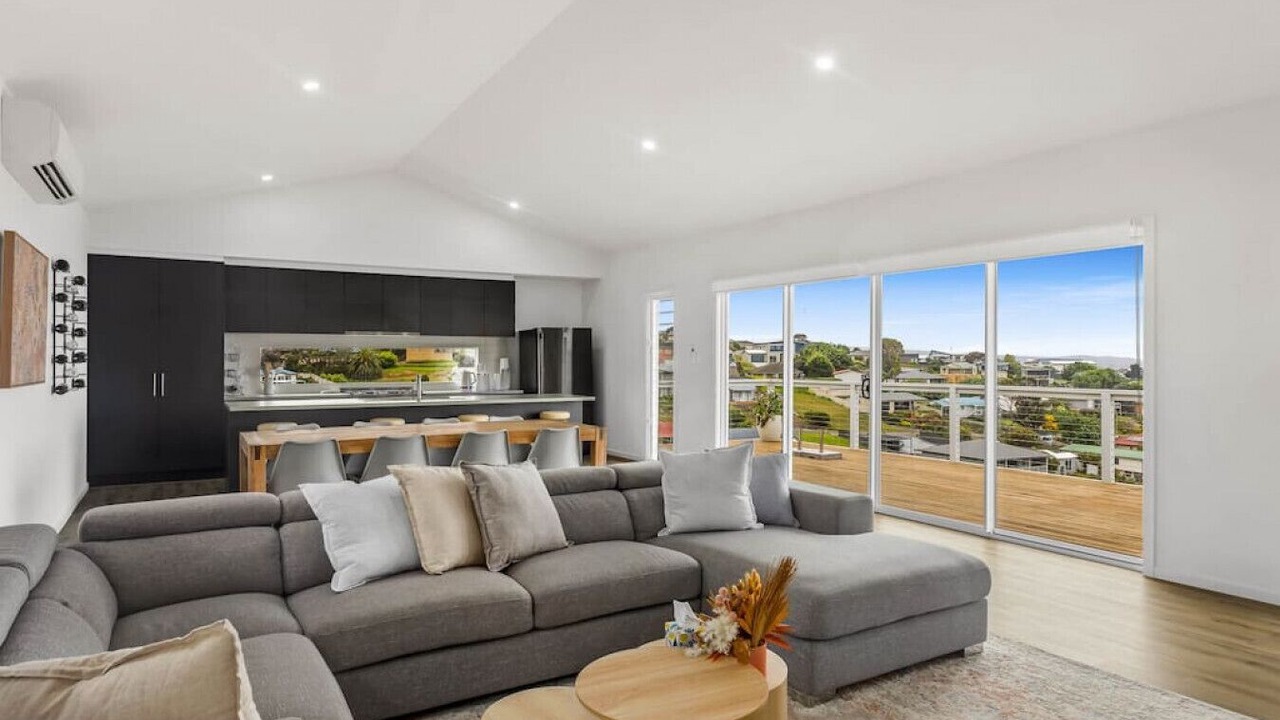 Photo of Livingroom in Encounter Bay