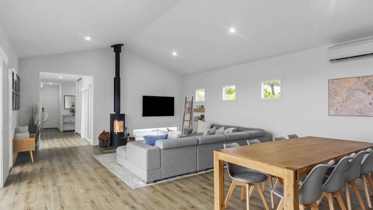 Photo of Livingroom in Encounter Bay