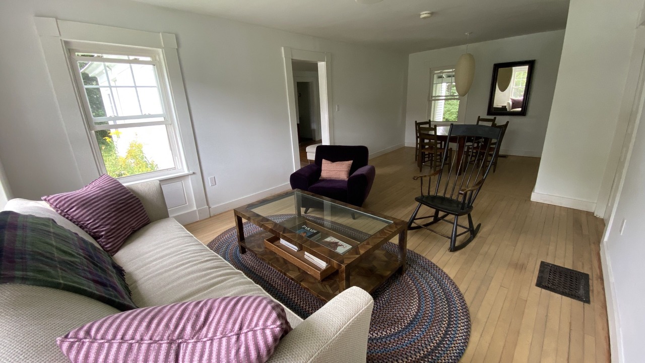 Photo of Livingroom in Greensboro