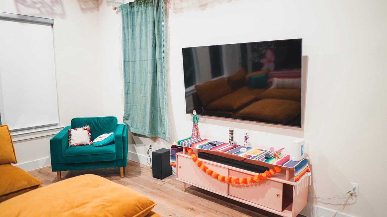 Photo of Livingroom in Northside