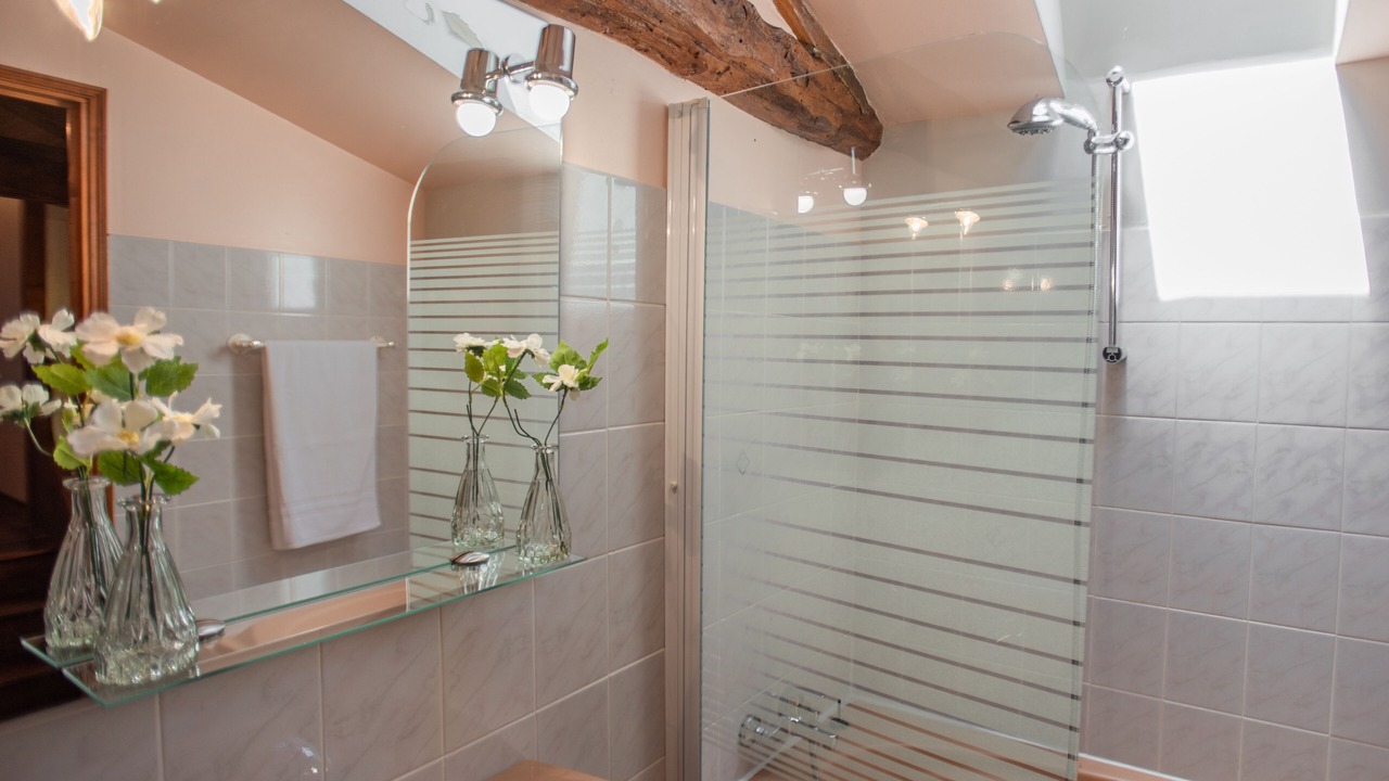 Photo of Bathroom in Prats-du-Perigord